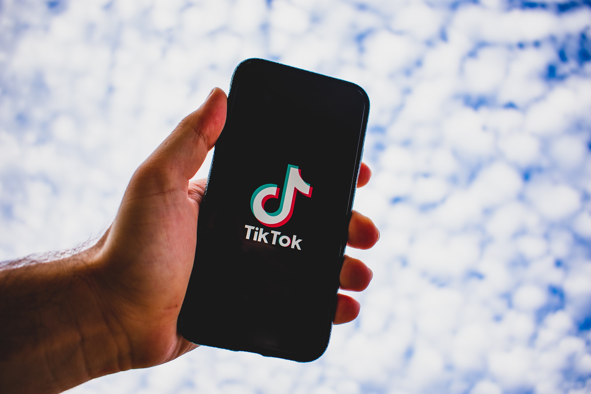 Increase the traffic to my website with TickTok